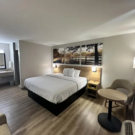 Days Inn By Wyndham Adel I-75 Esterno foto