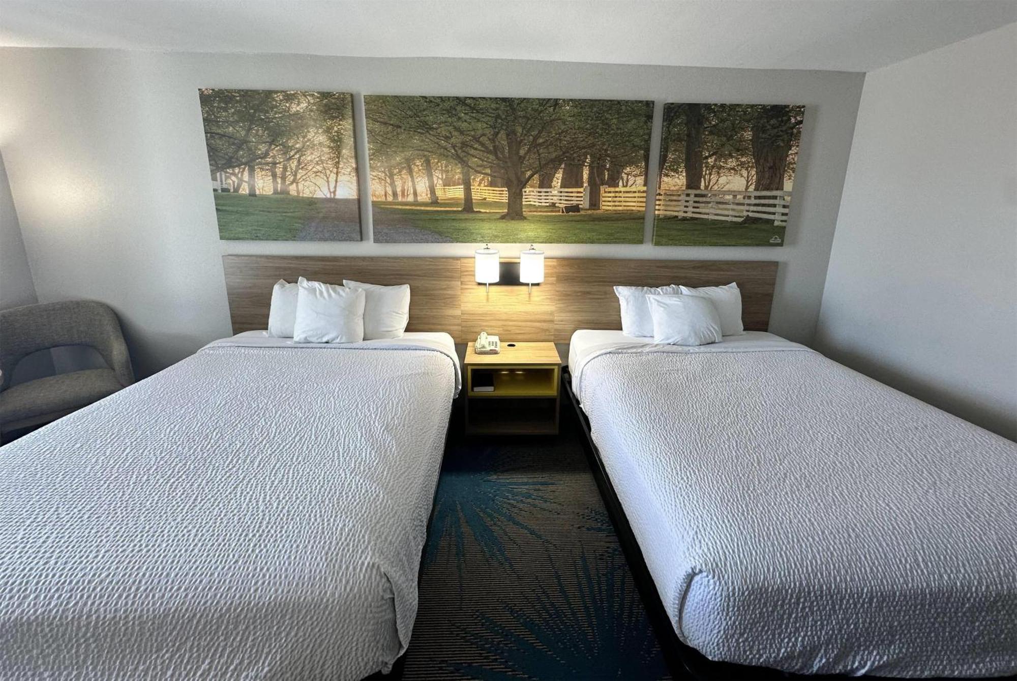 Days By Wyndham I-75 Hotel Adel
