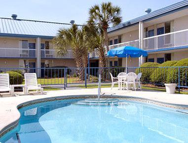 Days By Wyndham I-75 Hotel 2*