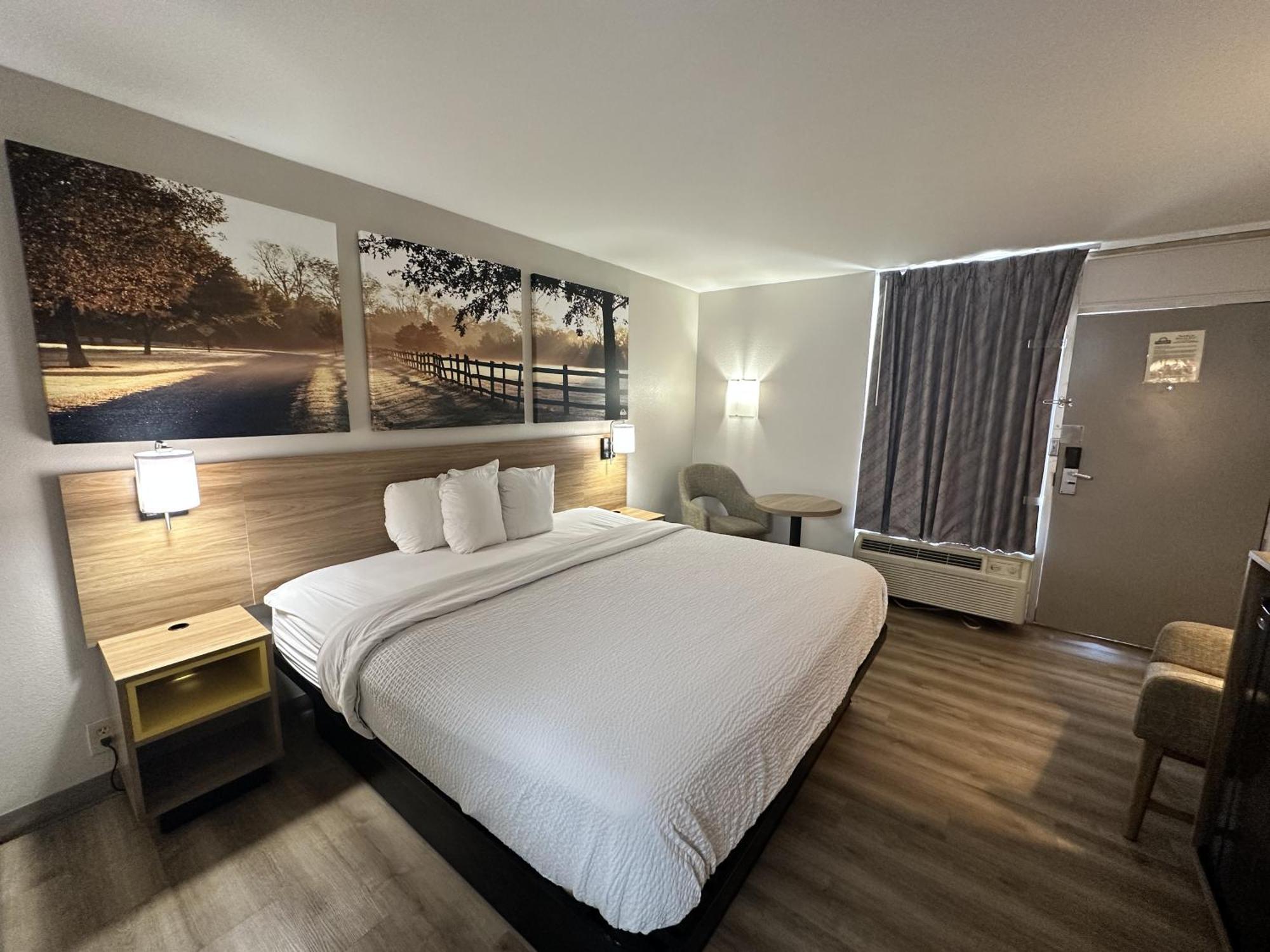 Days By Wyndham I-75 Hotel 2*